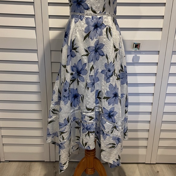 Lulus NWOT Floral Halter lined with Asymmetrical bottom Dress. 100% Cotton. - Picture 3 of 10